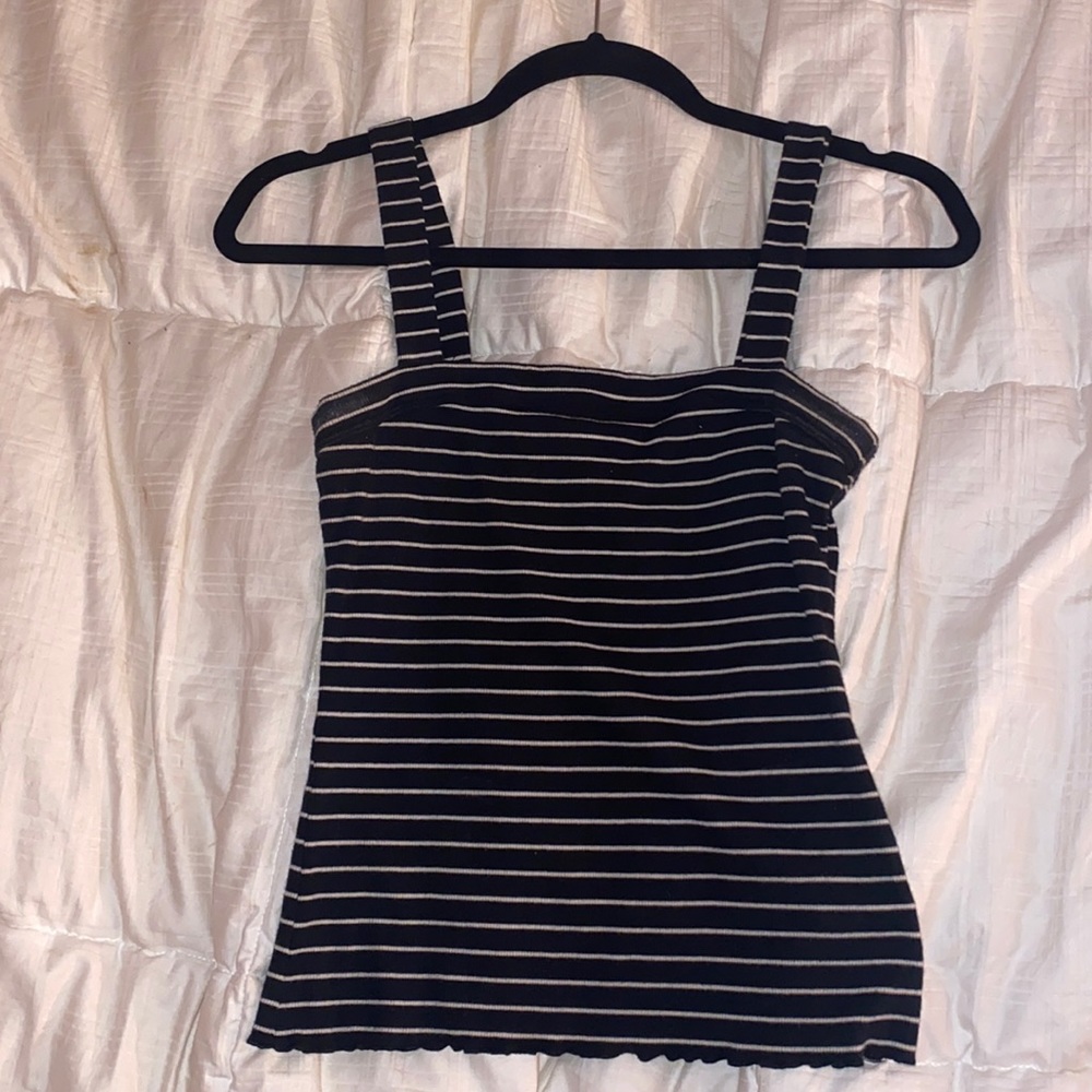 Aeropostale square neck cropped tank. size small.